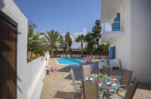 Ayia Thekla Villa | Villa Serene
