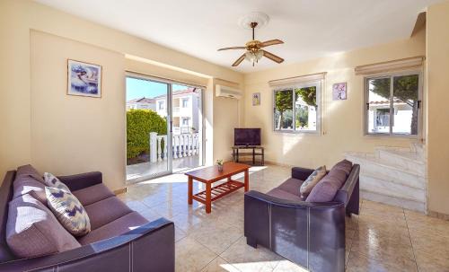 Mazotos Villa | Hadjios Valley