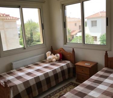 Pervolia Villa | Private Villa in Sunset Gardens