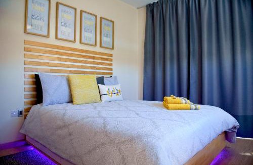 Livadia Apartment | Fat Cow Apartment 101
