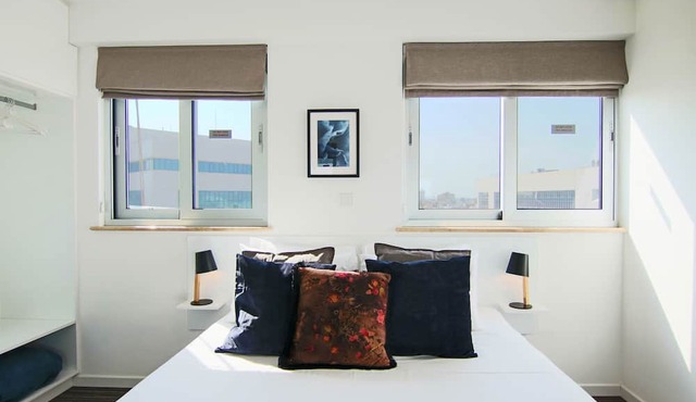 Phaedrus Living Luxury Suite Nicosia 503