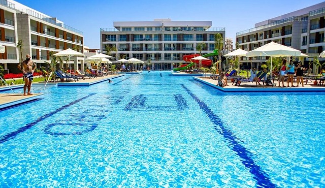 Studio Flat w Pool, Balcony, 5 to min Beach in Yeni Iskele