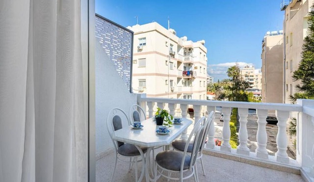 Groovy 1-Bedroom Apartment in Larnaca