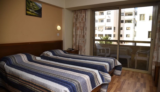 Elysso Hotel