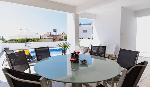 Sanders White Mountains - Smart Villa With Pool in Tremithousa