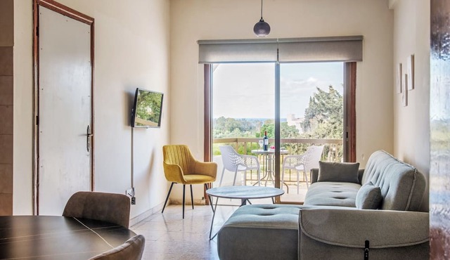 Room-one Bedroom Apartment - Just 800 m