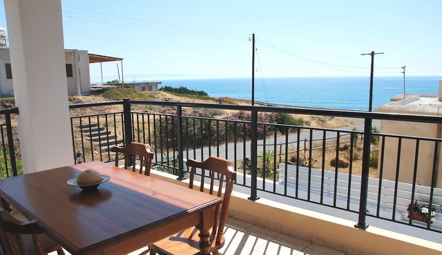 Pomos Villa - Only 50m to the Sea, Picturesque - Tranquil Area, Paphos