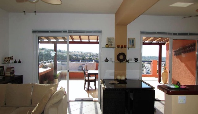 holiday house "Seaview" with pool
