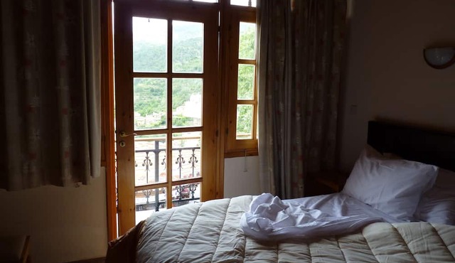 Mountain Rose Garden Hotel