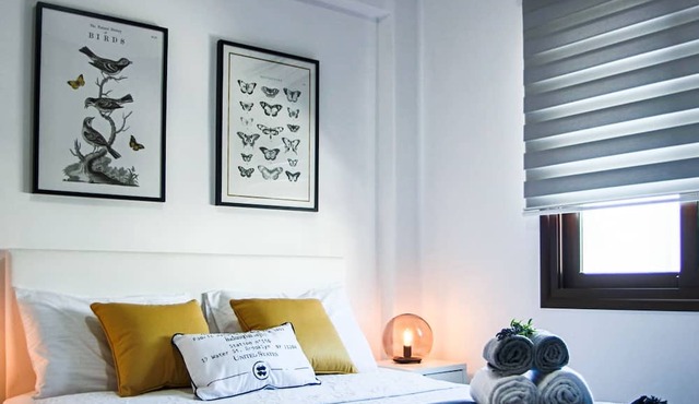 Phaedrus Living: Seaside Luxury Flat Lighthouse 53