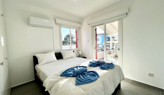 108 KAP - Stay Capari Light Apartment in Paralimni