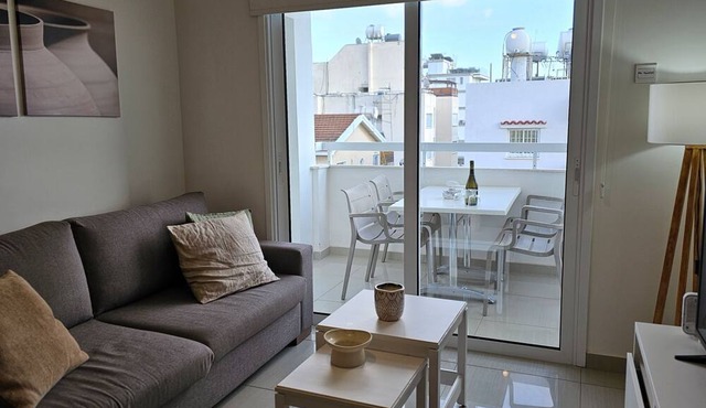 138 LCA - Stay Amphora Apartment