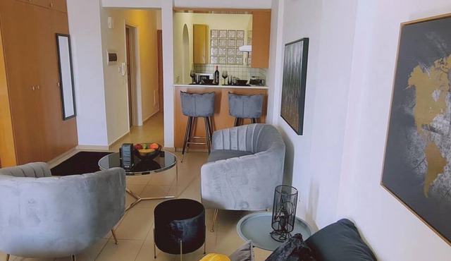 77 KPF - Stay Paphos Beyond Studio