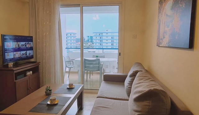 13 LCA - Stay Suncity Apartment