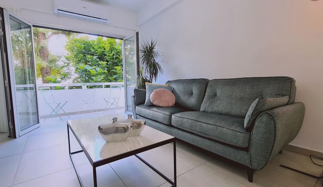 97 LIM - Stay Vital Elegance Apartment