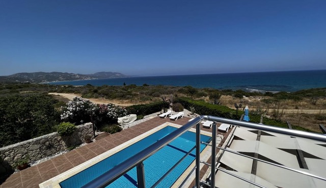 Exquisite Villa with Private Pool in Cyprus
