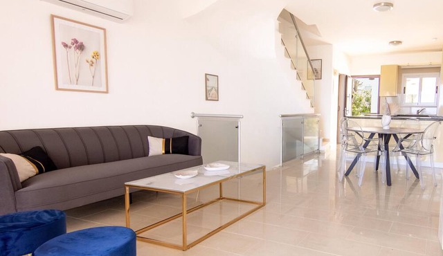 Phaedrus Living Beachfront Villa Merenda
