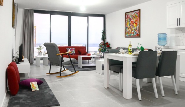 Flat with Sea View Balcony in Kyrenia in Girne
