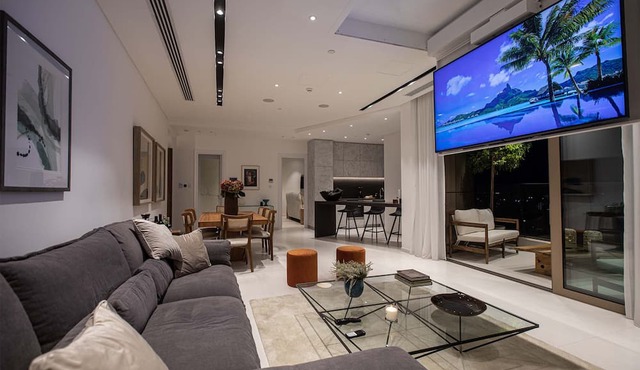 Saffron Suite | Retreat with Skyline Views & Pool in Nicosia
