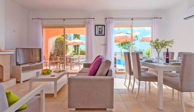 Resitour - Perneri Villas in Tala
