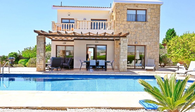 Private Detached Villa With Pool Ideal for Families in Coral Bay