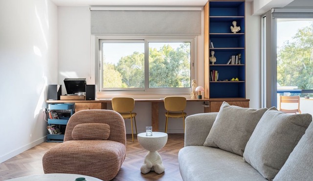 Modern Luxury 2BR|Park View and Balcony in Nicosia