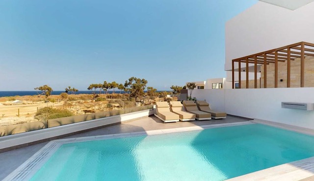 Your Private Pool Escape | Villa 1037 in Famagusta