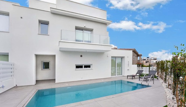 Eclipse: New Private 4-Bed Villa, Central Napa in Ayia Napa