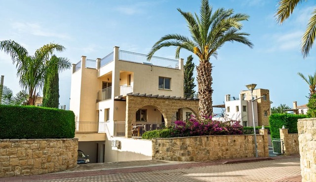 Spacious 5-bedroom house with AC in lovely Poli Chrysochous in Poli Chrysochous