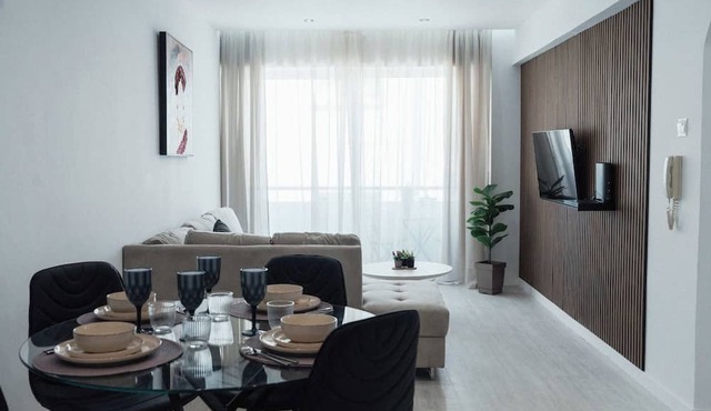 Serene 2BR Mackenzie Apt 5 Min Walk to the Beach in Larnaka
