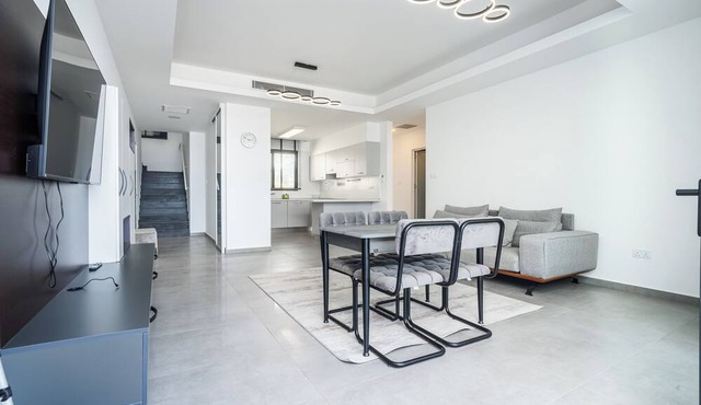 Spectacular Modern Apartment with Front-line Sea Views and Roof Terrace in Agios Amvrosios Keryneias