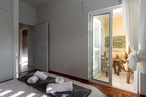 Beachfront Apt Makenzy Larnaca in Larnaca