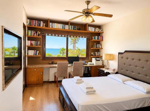 Emerald Seafront Residence in Ayia Napa