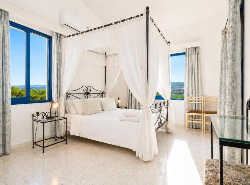 Villa Charoula Ena Large Private Pool AC WiFi in Polis Chrysochous