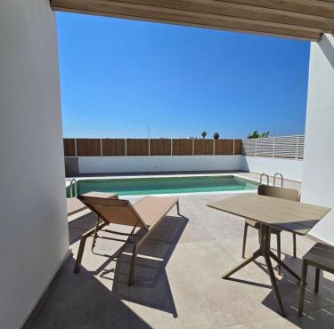 Divina Loft C Modern Loft with Shared Pool