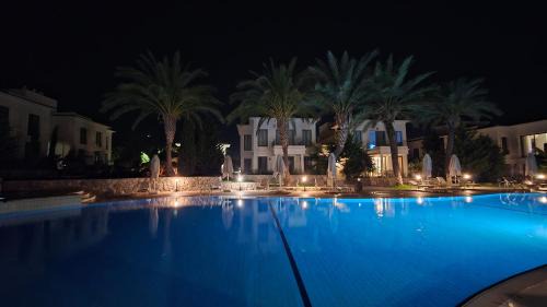 Kyrenia Mountains & Pool Oasis close to the Merit Casino Hotel & SPA