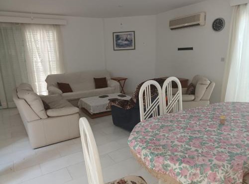 Room in amazing villa in tourist area near beach