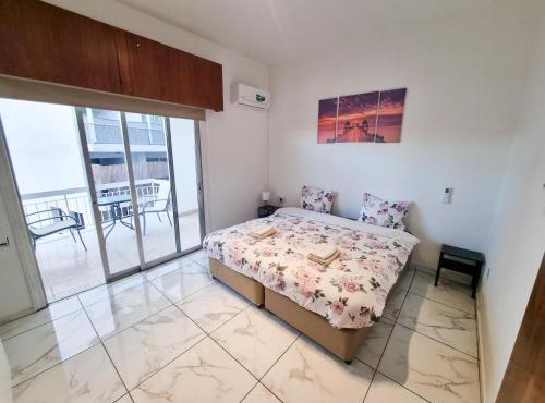 CityCenter Rooms Next to the Beach