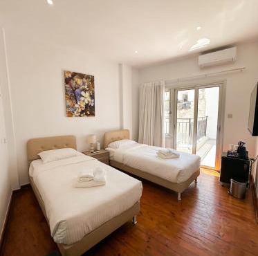 Deluxe Studios with Balcony in Old Town
