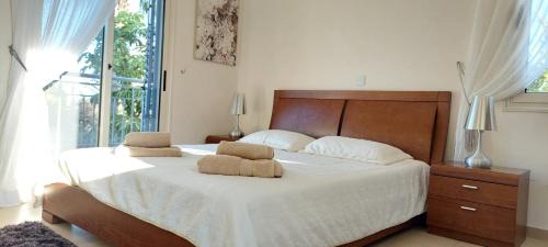 Latchi coast villa-resort
