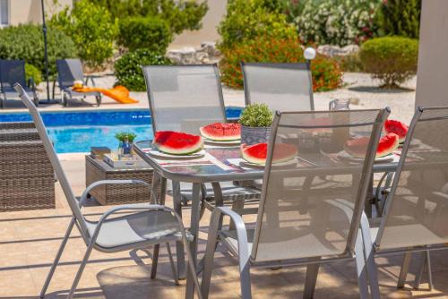 Villa Orange Tree