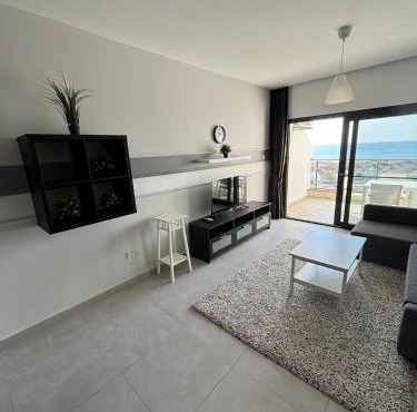 Beautiful Seaview Apartment Helena 60