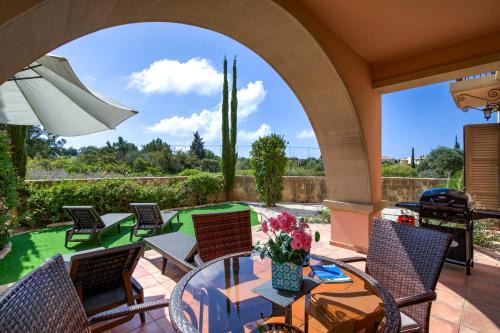 2 bedroom Apartment Artemis with two communal pools, Aphrodite Hills Resort