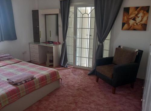 Vasilis family room