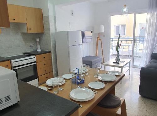 G&E Harbour Apartments