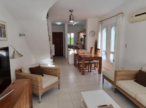 Cyprus 2 beds ensuite pool patio wifi parking