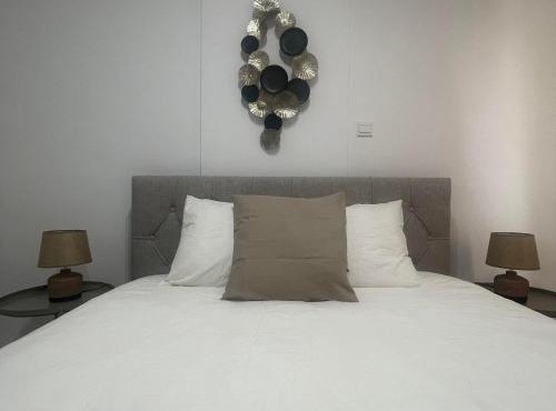 Glamorous, Renovated 3-Bedroom Apt in Nicosia