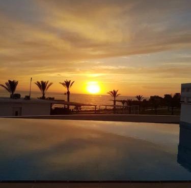 King Evelthon Beach Hotel & Resort