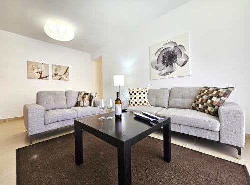 Elysia Park Apartments in Paphos