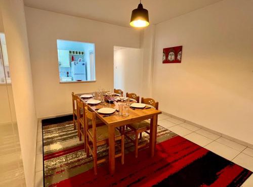 Two Bedroom City Seaside Apartment